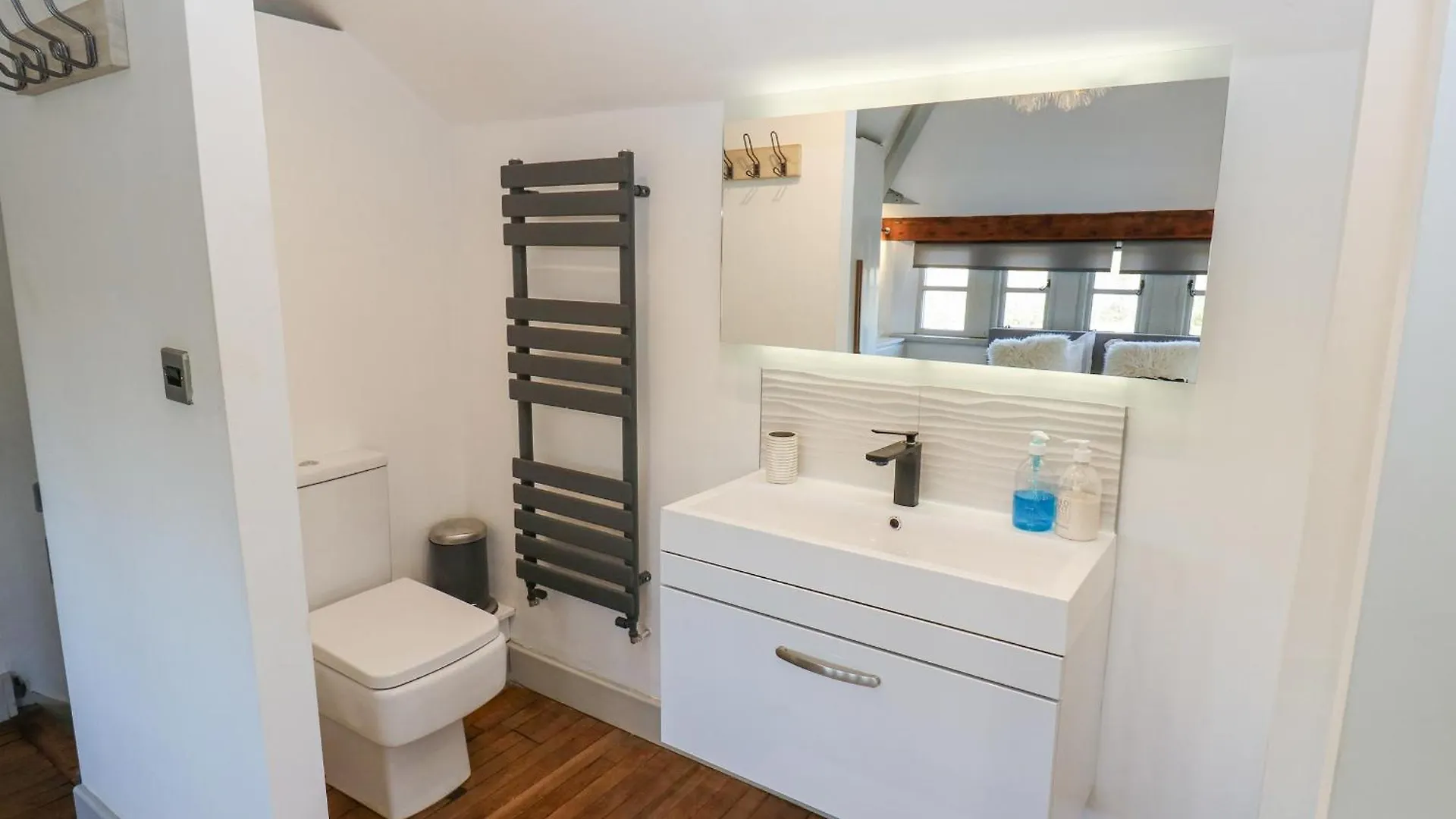 Dreamwood Cottage Вэйкфильд 0*,  Великобритания